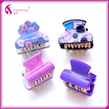 small plastic hair clips