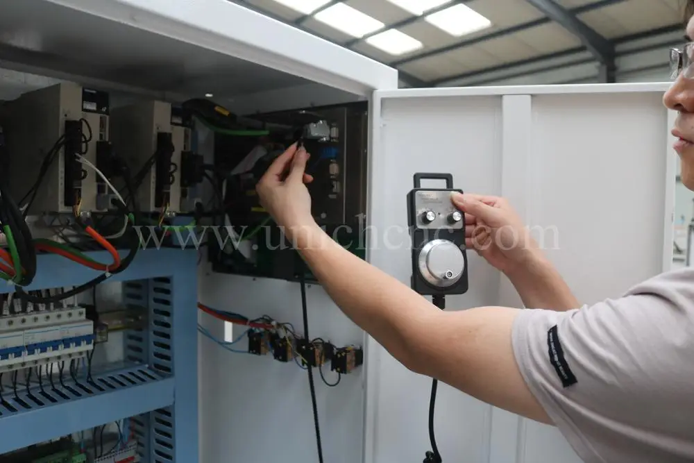 UNICH made in China ATC linear tools CNC Router cnc cutting machine