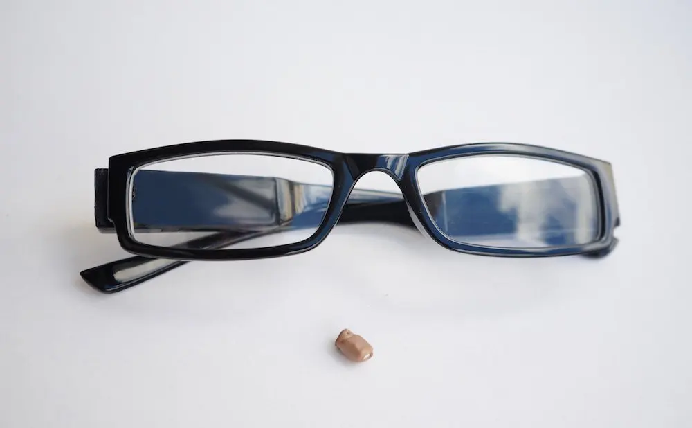 spy glasses with camera and earpiece
