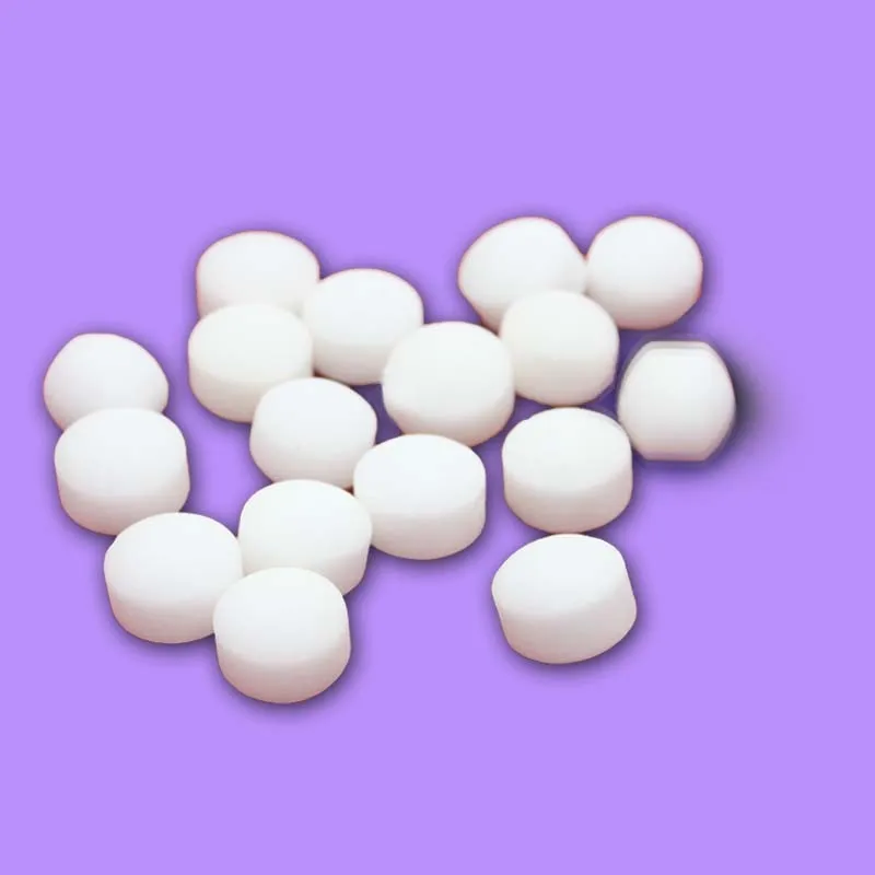 https://sc01.alicdn.com/kf/HTB1gNvgajDuK1Rjy1zjq6zraFXaq/Best-selling-300g-99-Moth-balls-Pure.jpg