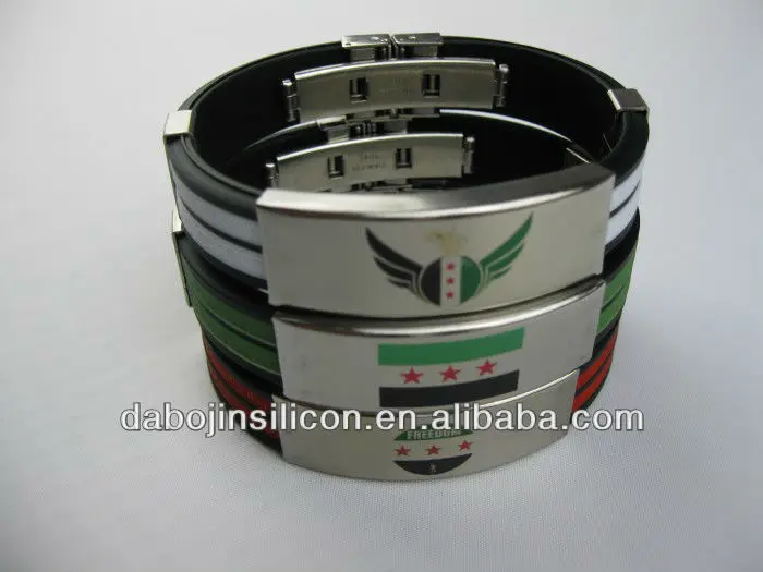 the metal bracelet.jpg