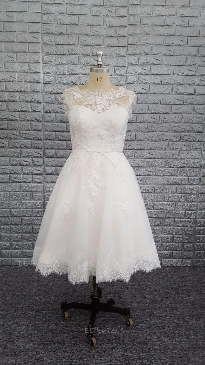 Knee Length Wedding Dress Short Bridal Dresses Lace Guangzhou Cheap Beach Wedding Gowns With Cap Sleeves Buy Alibaba Wedding Dress Wedding Dress
