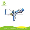 Safe operation 200L/min filling flow compact structure LNG gas filling nozzle, LNG charging gun for car / truck