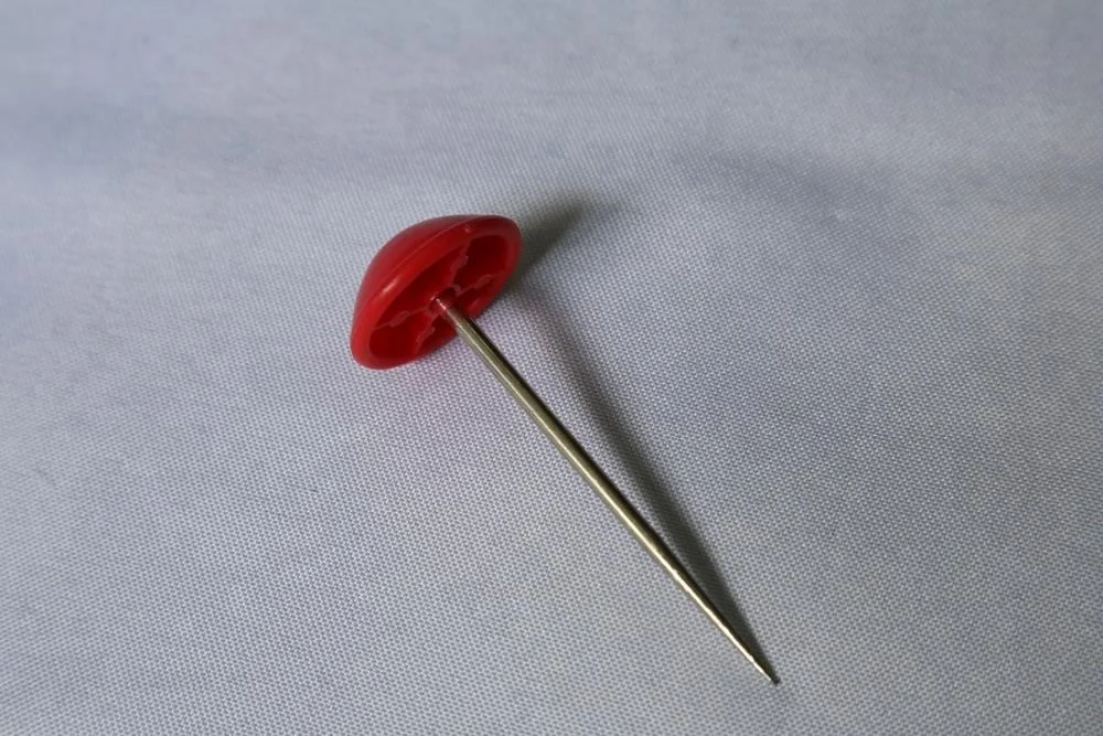 Jn690 Carpet Pins Rug Pin And Fasteners Buy Rug Pins,Rug Pins For