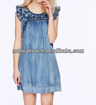 vestido de cambraia curto