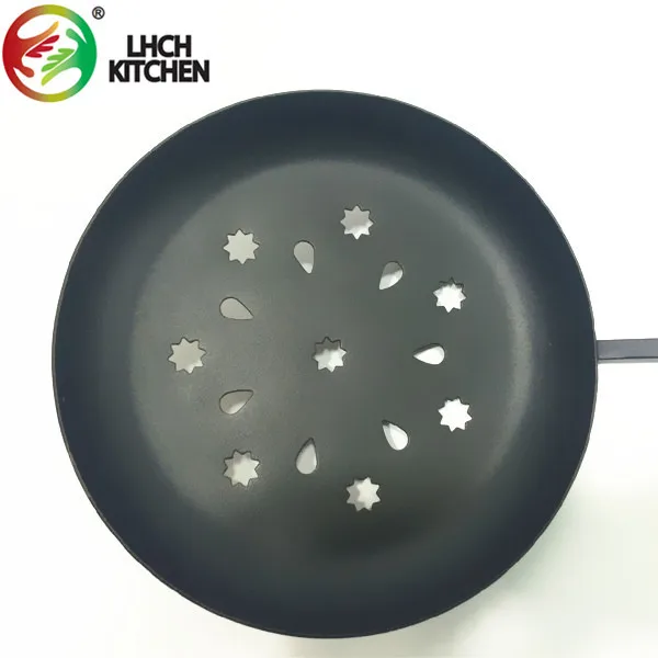 Cast Iron Bbq Fireplace Chestnut Roaster Pan With Wooden Long Handle