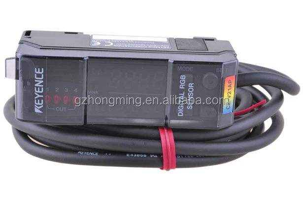 Keyence CZ-V21 digital RGB color sensor amplifier unit NPN
