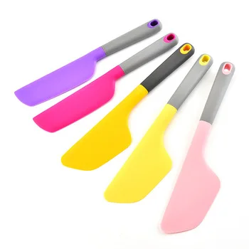 online Top Seller Heat Resistant Non-Stick Flexible Rubber Scrapers Bakeware Tool Essential Cooking Gadget Silicone Spatulas
