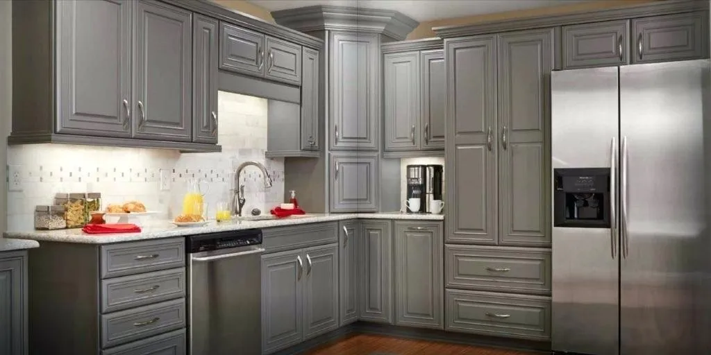 OEM design european standard white color solid wood kitchen cabinet