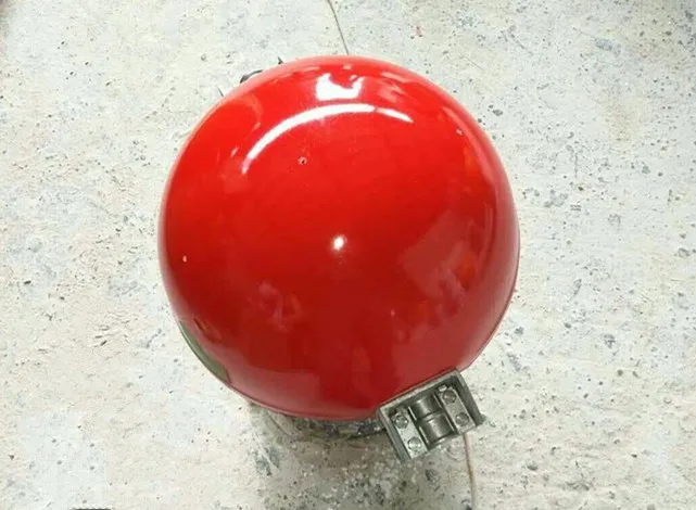 Шар маркер ШМ-600. Красный горячий шар. Сигнальный шар маркер. Сигнальный морской шар. Маркер с шариком