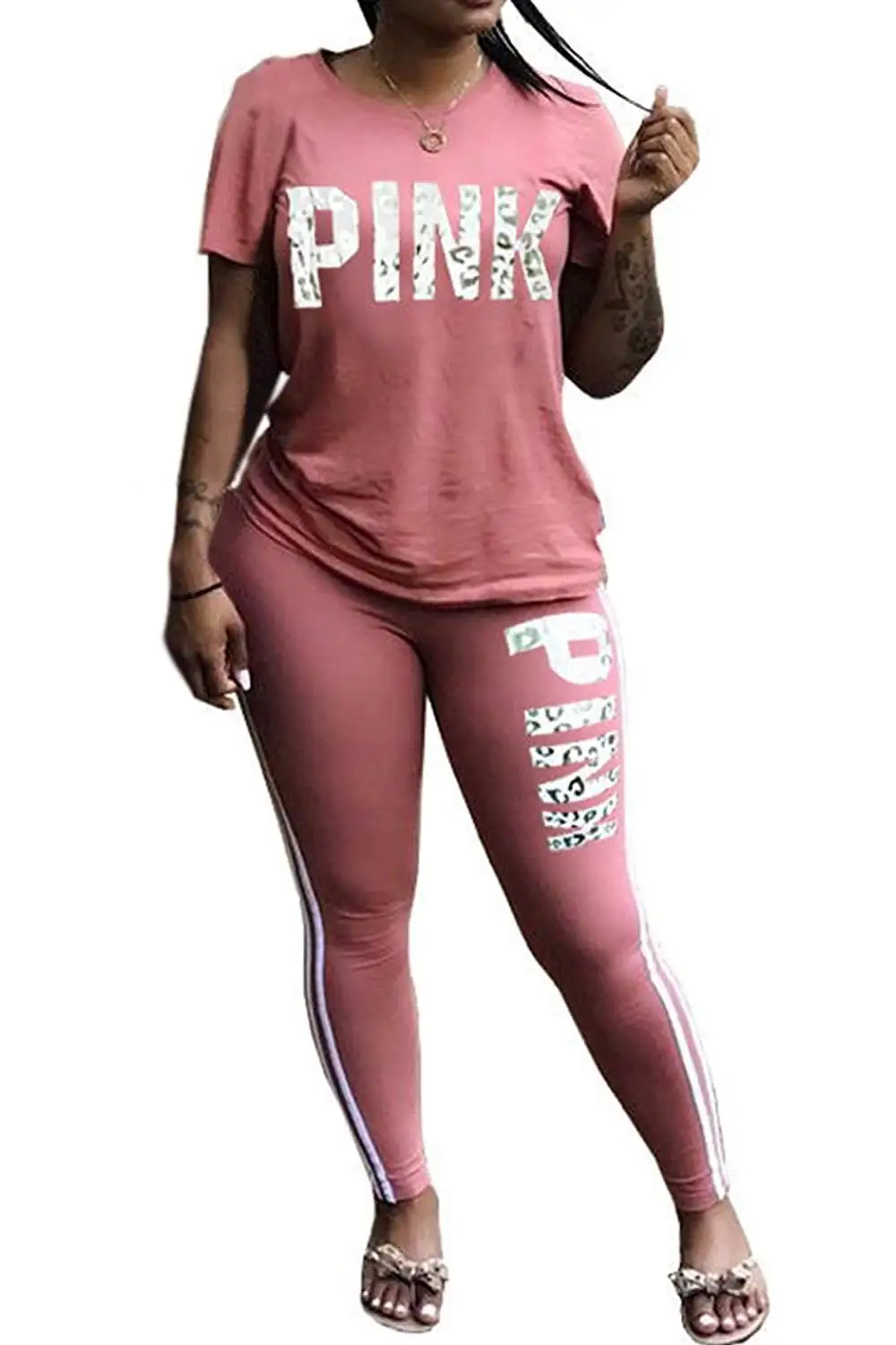 love pink jogging suits