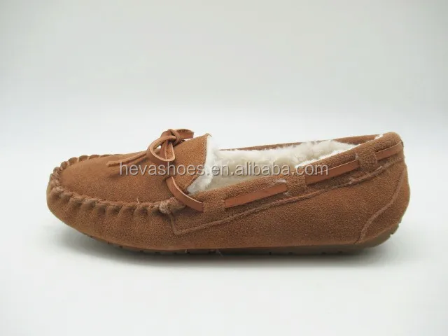 women's fleece lined moccasin slippers