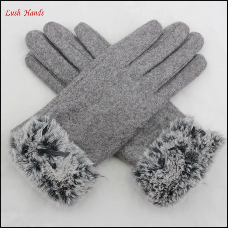 women winter woolen gloves with fake fur