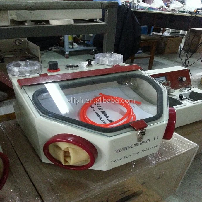 Dental Lab Technician Two Pen Sandblaster For Polishing The Surface Of