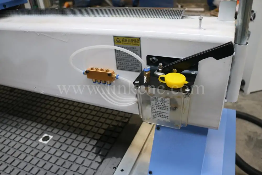 Best quality cnc router machine 1224 1325 1530 made in china with leadshine driving system