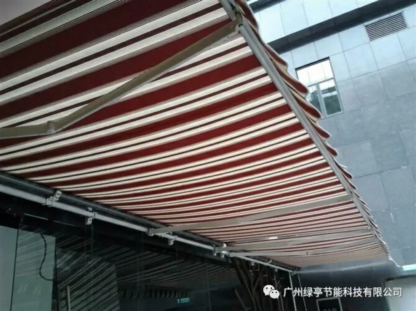 Heavy Duty Large Size Projection 6m Aluminum Retractable Awning For