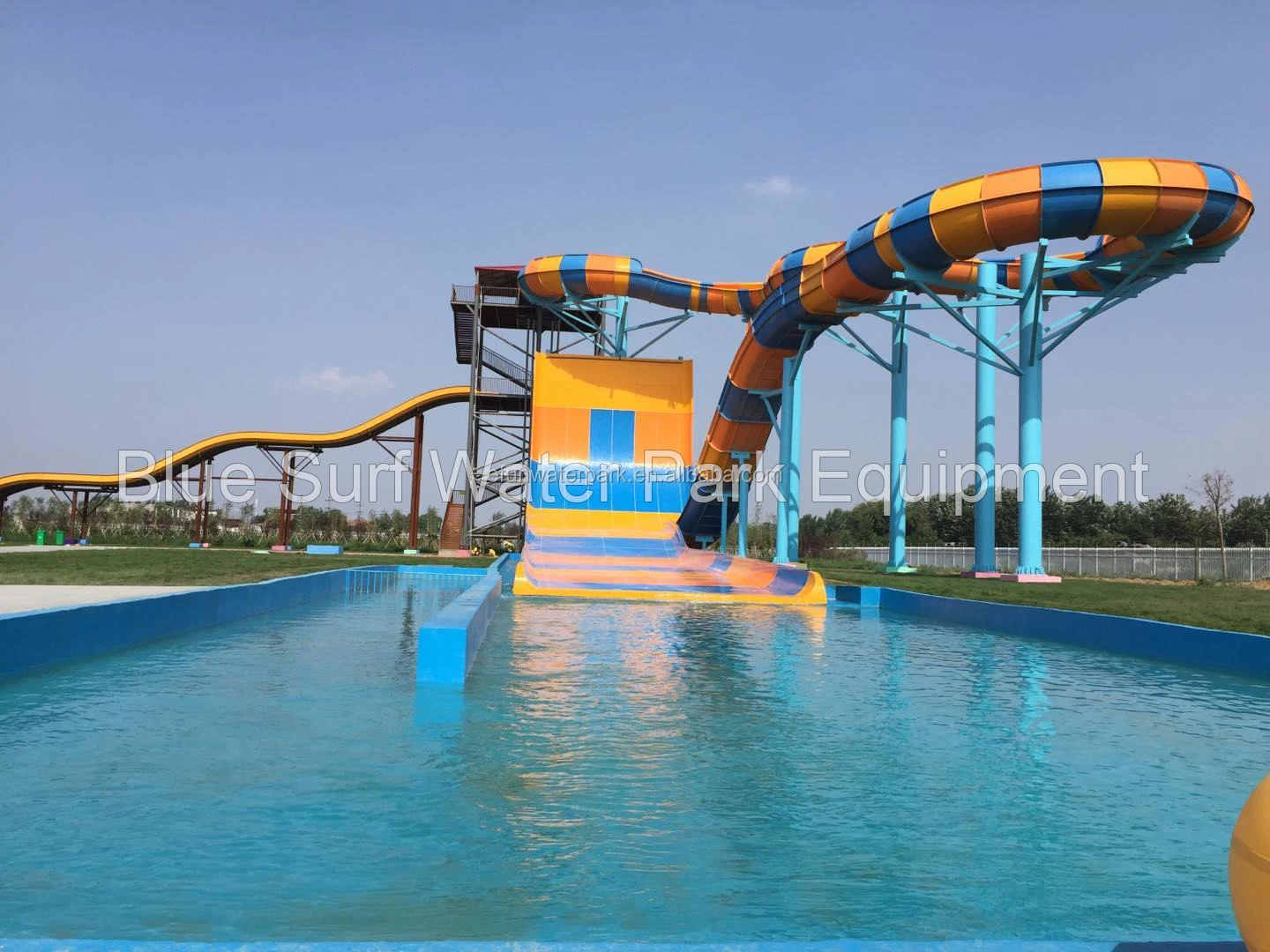 Shandong 100,000 M2 Water Park Fiberglass Water Slide Water Park