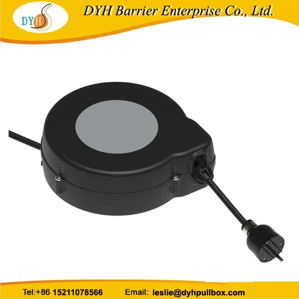 2.5m Retracting Cable Reels Waterproof Extension Cord Reel For Hair