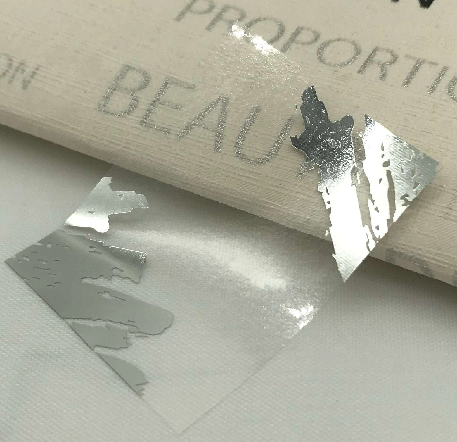 Custom Silver Foil Clear Label, Adhesive Shiny Silver Foil Hot Stamping