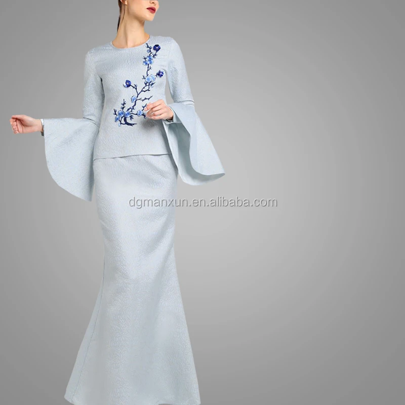 2017 Latest Abaya Designs Elegant Popular Flare Sleeve Baju Kurung High Quality Embroidery Muslim Malaysia Abaya For Wome (3).jpg