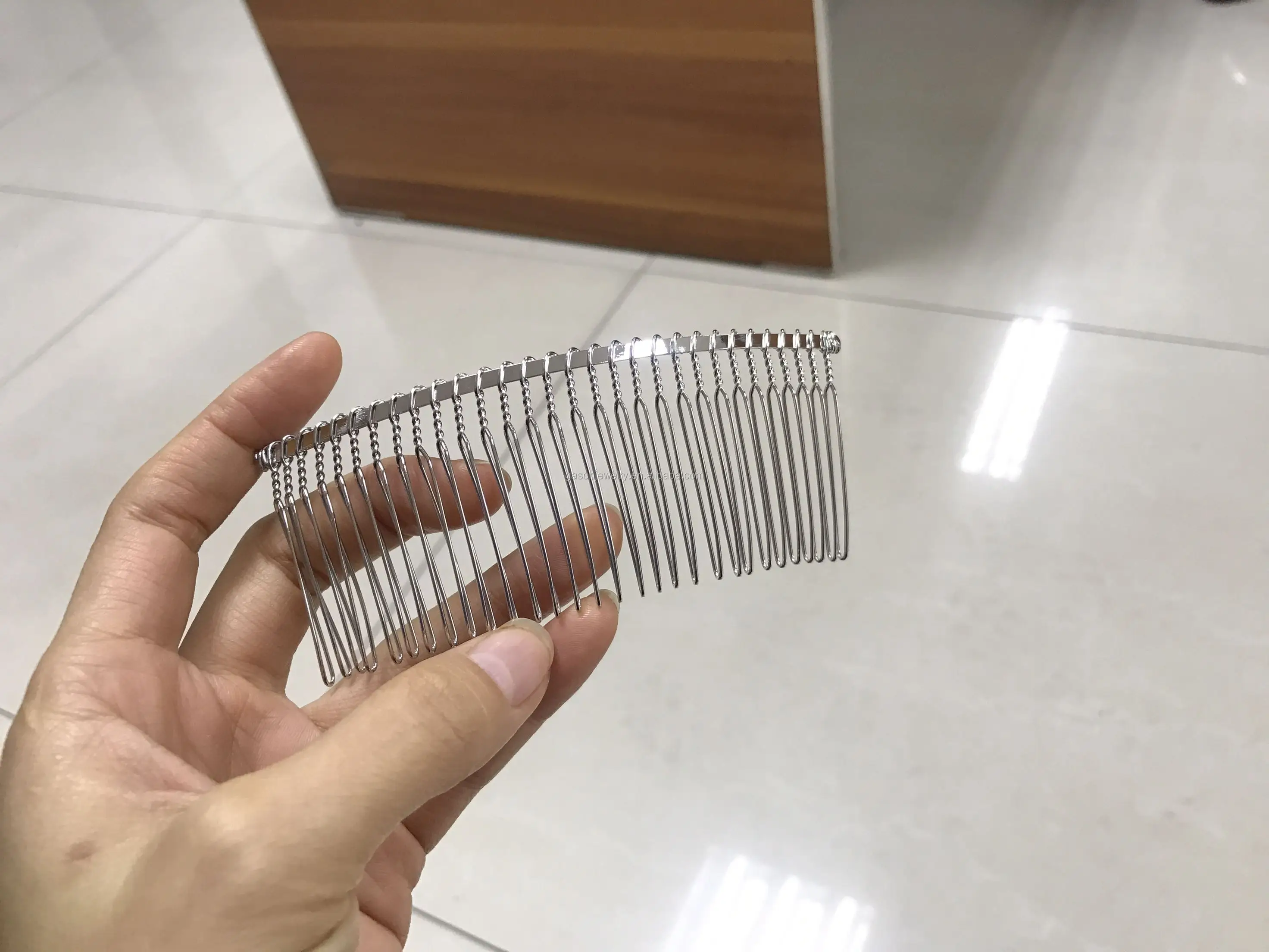 comb-2.jpg