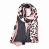 Wholesale 2019 new arrival animal print scarf with tassel fashion pink colorful viscose print scarf leopard