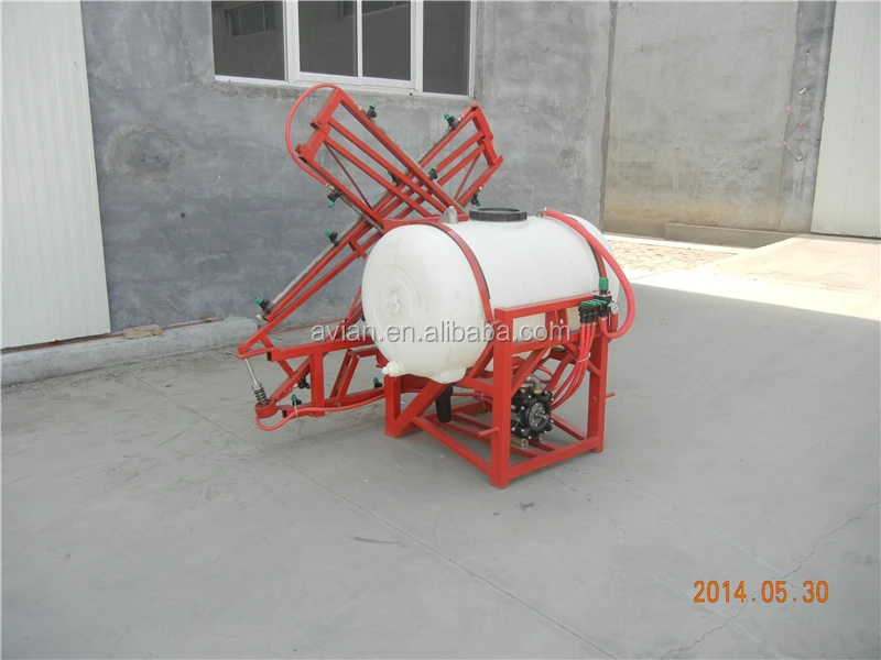 boom sprayer03.jpg