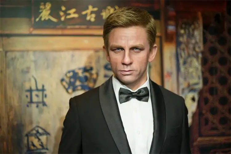 wax figure zhongshan.JPG