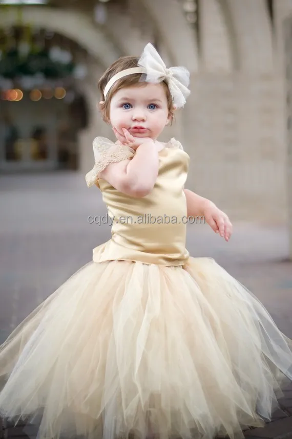 1 year old flower girl