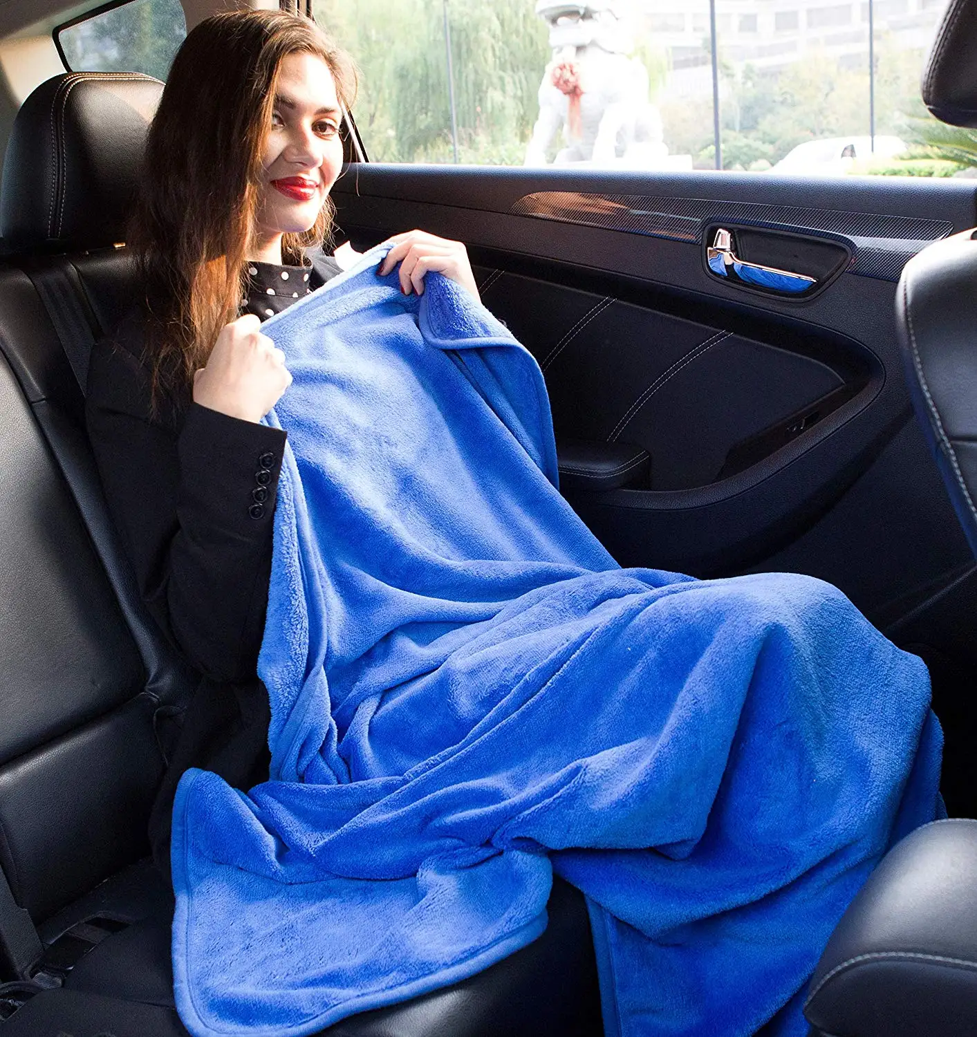 2 In 1 Airplane Blanket With Hand Luggage Belt And Backpack Clip Packed