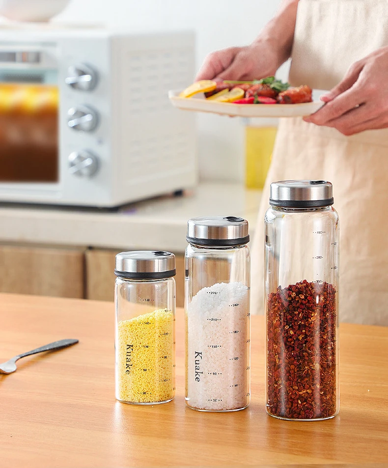 glass-spice-bottle.jpg