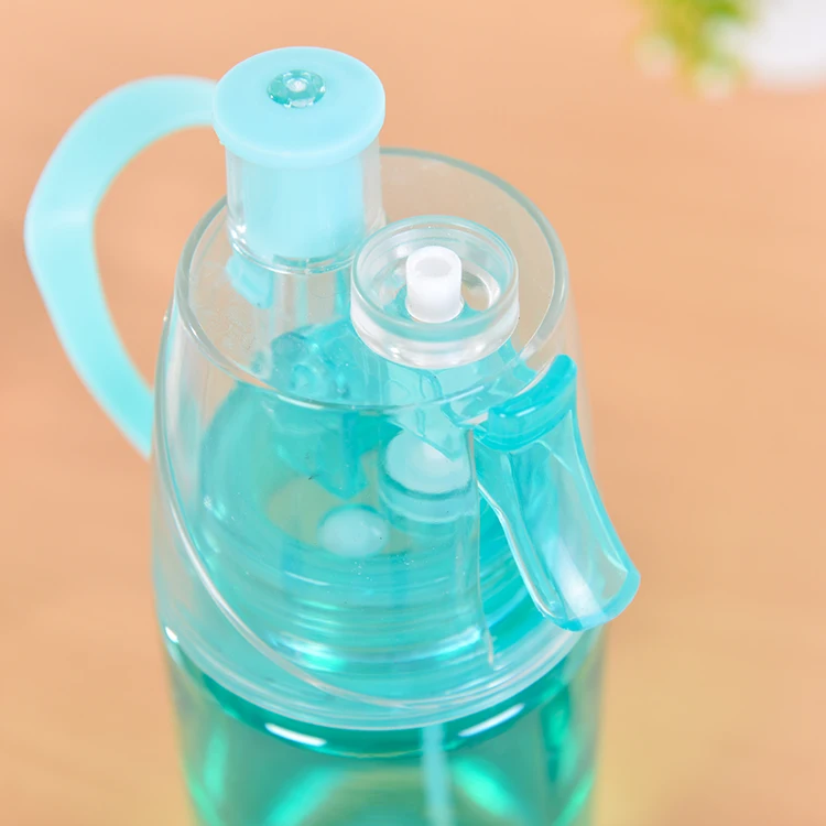 Creative Button Water Bottle Travel Mist Spray Plastic Water Bottle