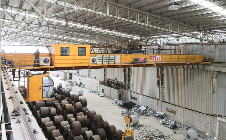 25t,30t Charging Crane Double Girder Overhead Crane For Steel Scrap Yard