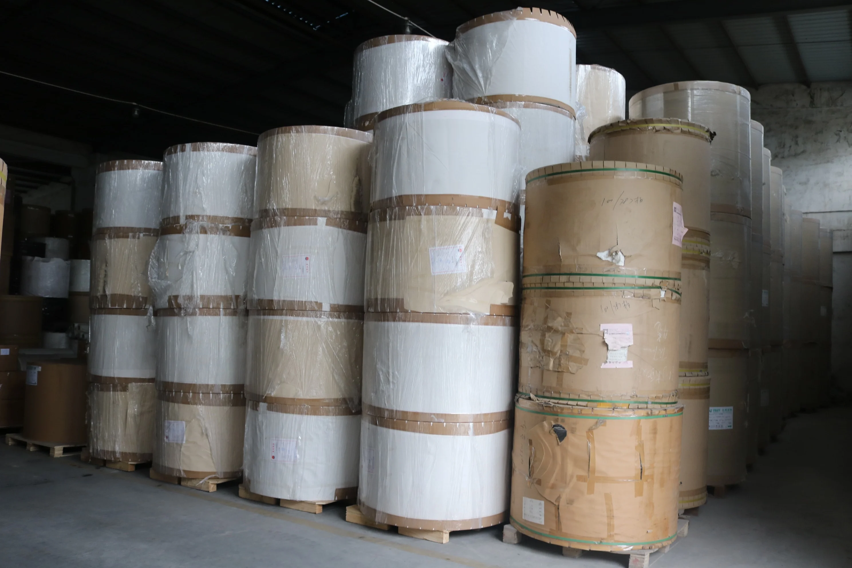 High Quality Acid-Free  Certification Pulp Color Paperboard Material Paper Core Board details