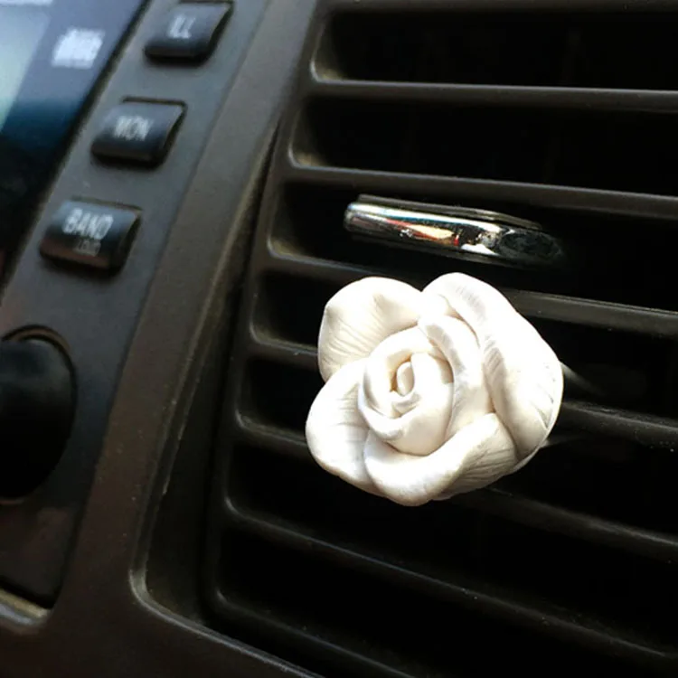 car vent clips.jpg