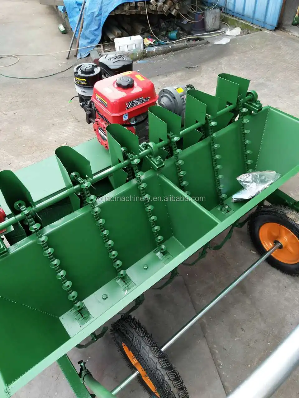 6 Lines Selfwalking Garlic Planting Machine/garlic Seeder/garlic