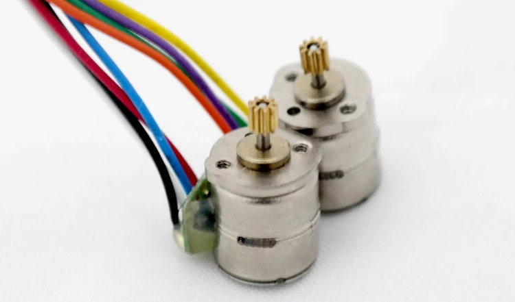 Details about   18 Deg Micro Mini 15mm 2-phase 4-wire Stepper Motor Stepping Motor Copper Gear 