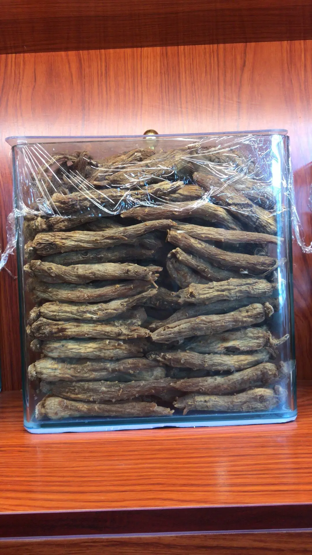 Red ginseng root