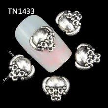 10Pcs Gold Silver Black Alloy Skull Design Manicure Tools For Charms Nails Glitter 3D Nail Art