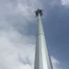 Q235 Steel Tapered Conical Cell Phone Tower with Inner Climbing Ladder