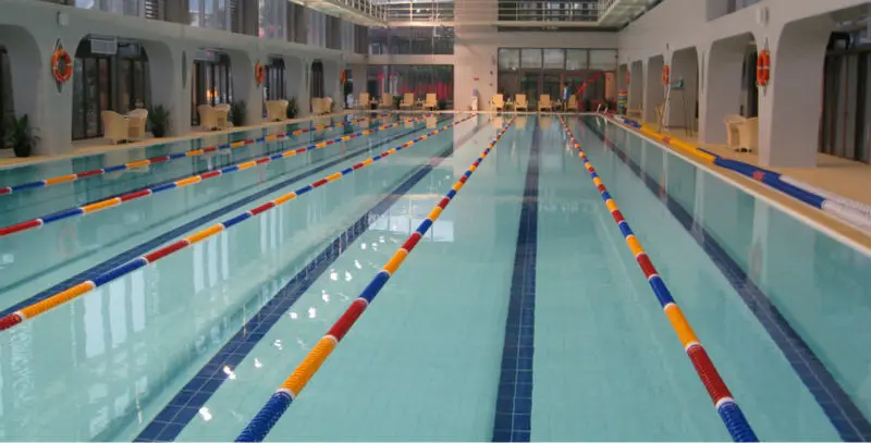 swimming pool lane ropes