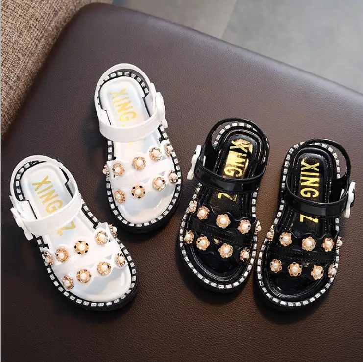the baby shoes