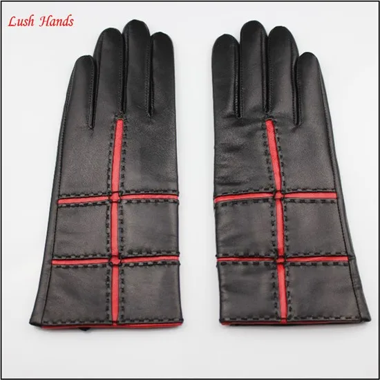 Lady leather gloves popular style putting on
