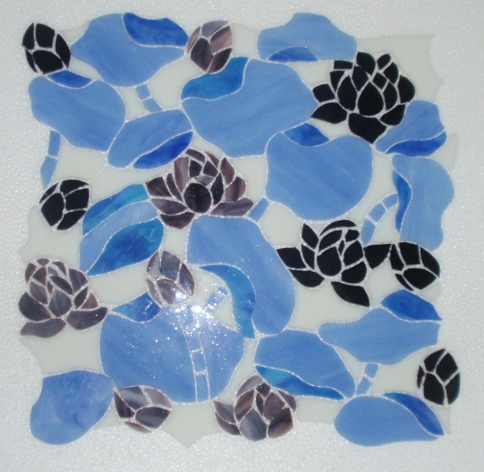 艺术壁画设计的彩色玻璃马赛克图案