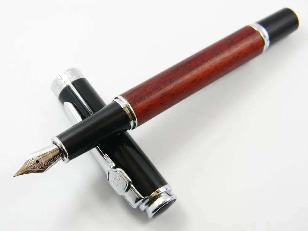 Noble Jinhao 8802 Old Brown Wood Pen Medium Nib Wooden Fountain Pen