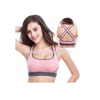 in palestra senza reggiseno