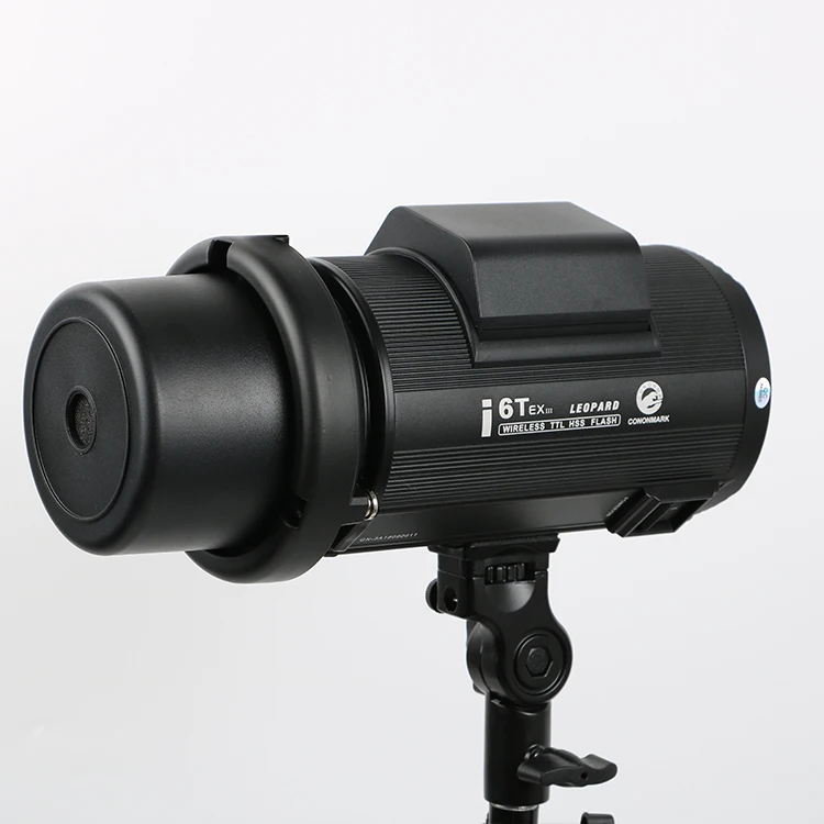 Portable lithium battery studio flash