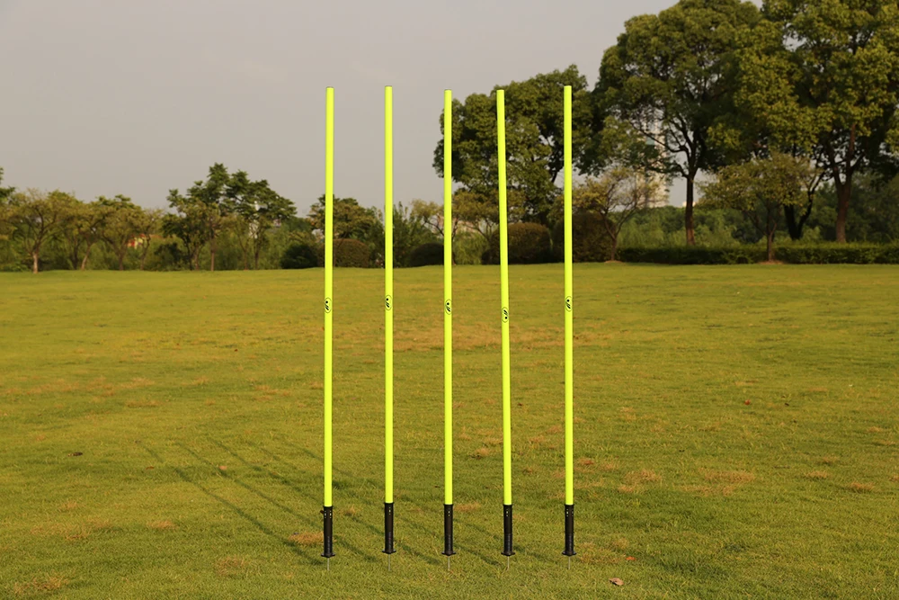 Spikes Outdoor Football Training Sports Slalom Pole with Center Spring 