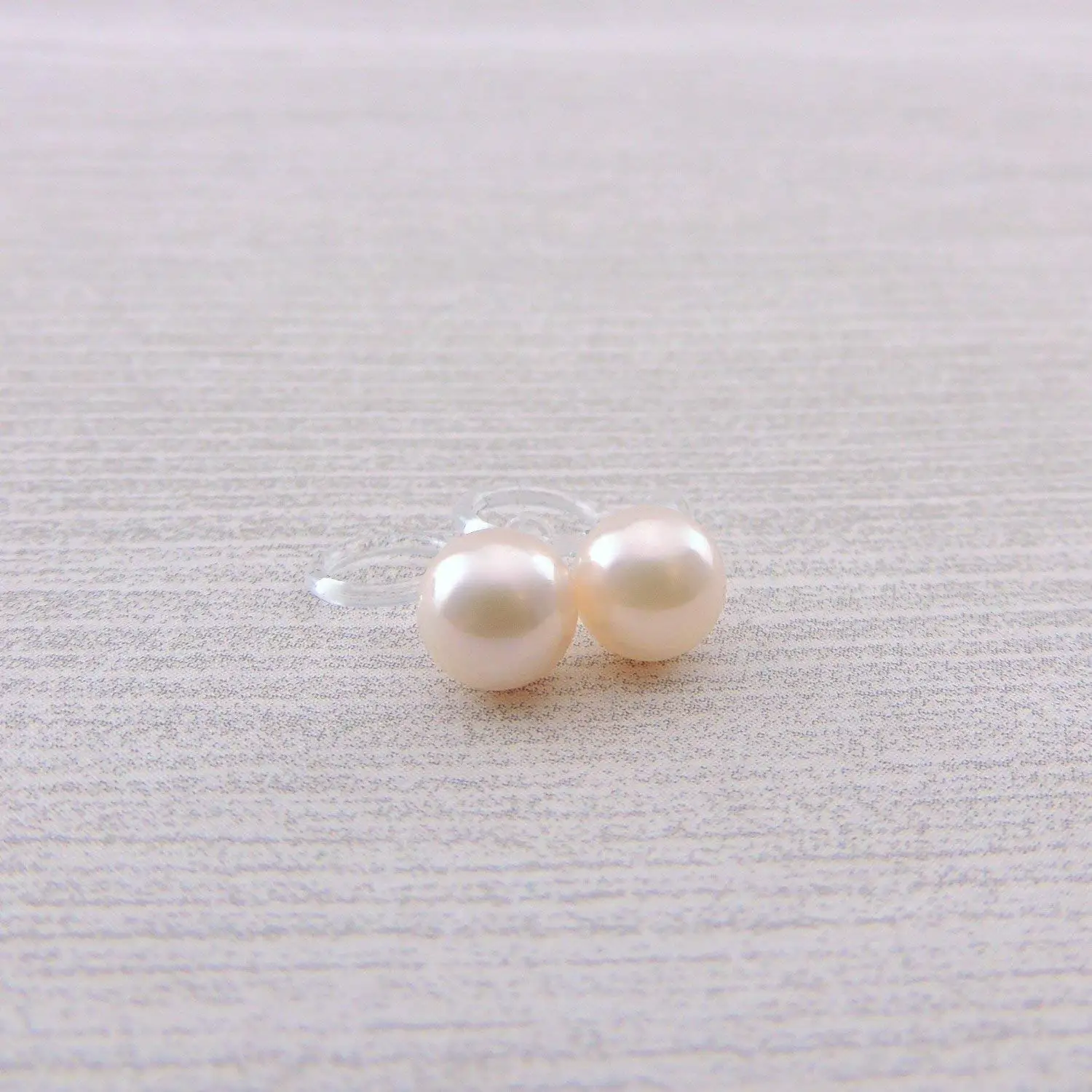Pearl Clip Earrings Uk Find Deals On Get Quotations Invisible Clip On Earrings 6mm Round Simulated S Pearl For Non Pierced Ears Pale