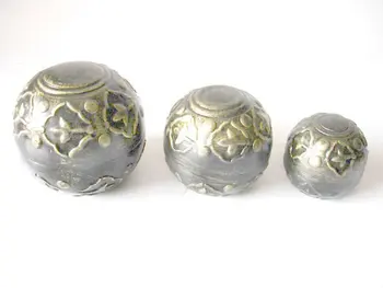 Decorative Spheres Of Metal In Gold Fnish Buy Hanging Sphere